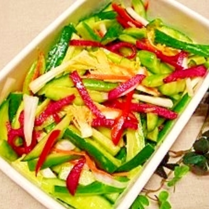 サラダ感覚 キュウリと彩り野菜の浅漬け レシピ 作り方 By ブルーボリジ 楽天レシピ